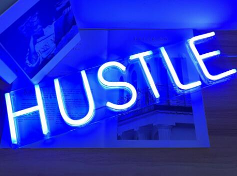 Aesthetic LED Neon Wall Light – Modern Room Decor Glow Sign